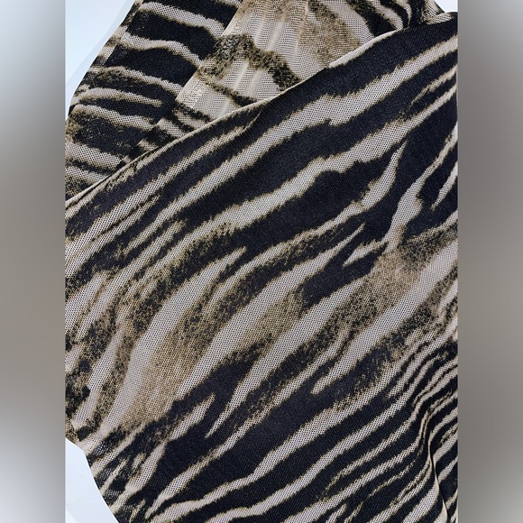 🖤 NWOT Zebra Stripe Strapless Midi Dress - Picture 6 of 6